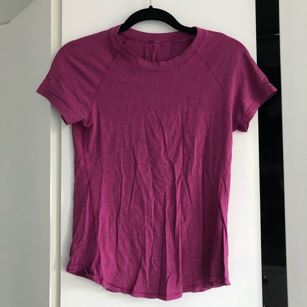 Lululemon shortsleeve top